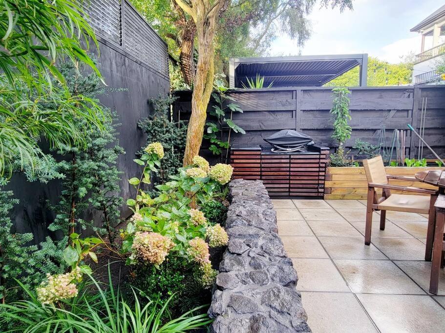 Villa Hagley Park Townhouse Christchurch Exterior foto